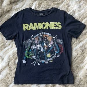 RAMONES Graphic T-Shirt